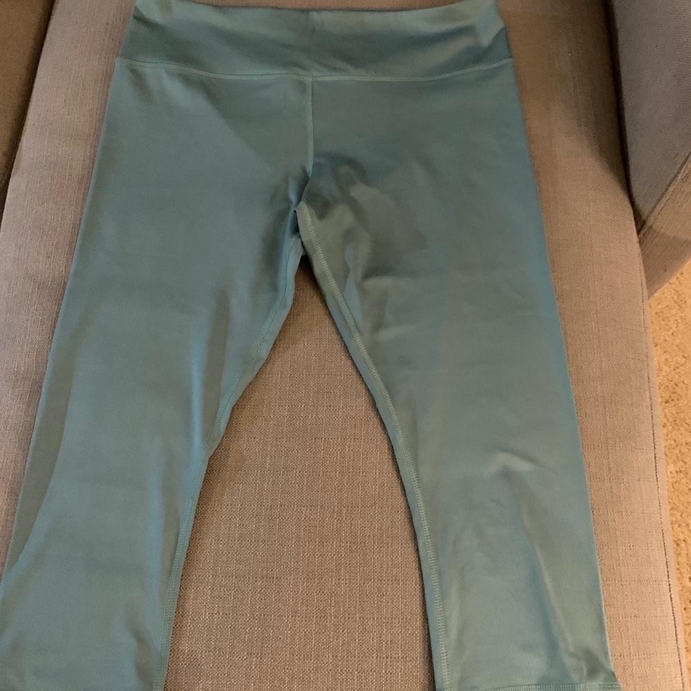 GLYDER Mantra Cropped yoga pants green size L